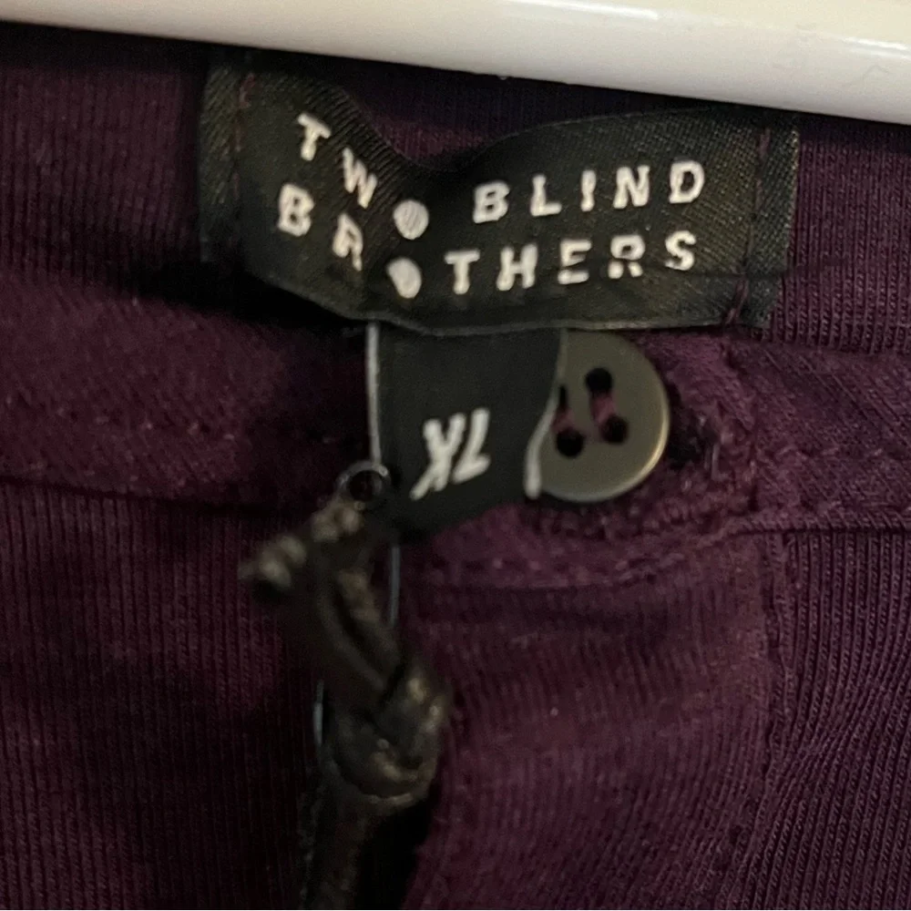 NWT Men’s soft purple long sleeve shirt tee Two Blind Brothers size XL comfy - Picture 6 of 13